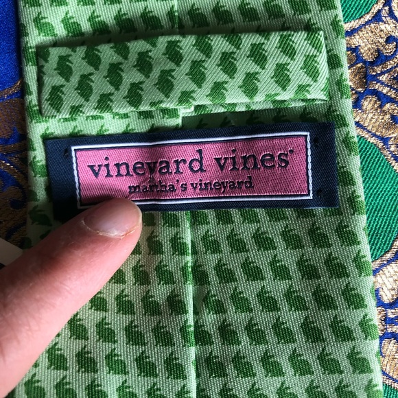 Tie NWT - Picture 2 of 5